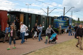 Dni Techniki Kolejowej 2011, zwiedzanie wagonu Steinfurt
