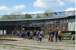 Dzień otwarty maj 2015 - grupa koło obrotnicy Dzień otwarty maj 2015 - grupa koło obrotnicy