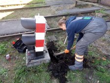 Uruchomienie sygnalizacji napięcia w sieci trakcyjnej, naprawa przyłącza sygnalizatora karzełkowego
